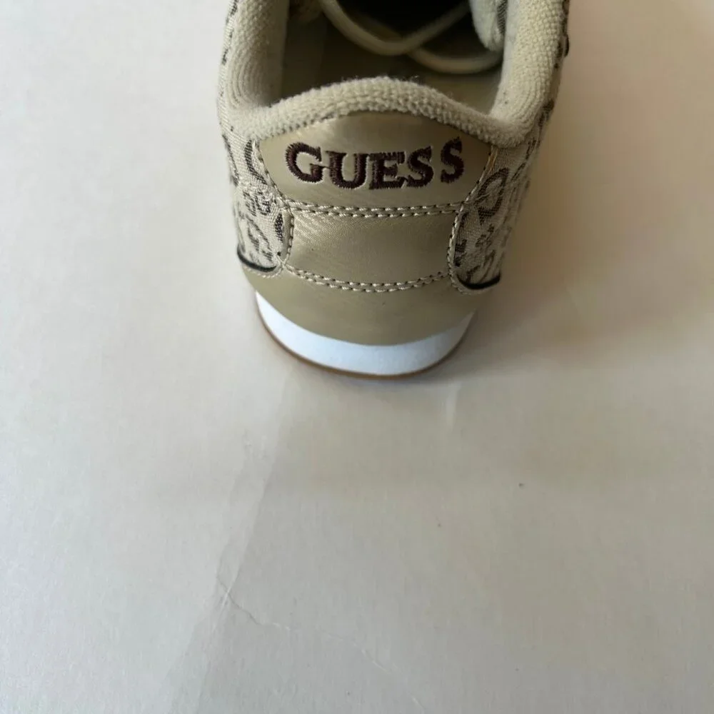 NWOB 🦋 GUESS 🌸 WOMEN''S GIFFIN SIGNATURE LOGO SNEAKER SHOES NWOB 8M GOLD - Picture 5 of 5